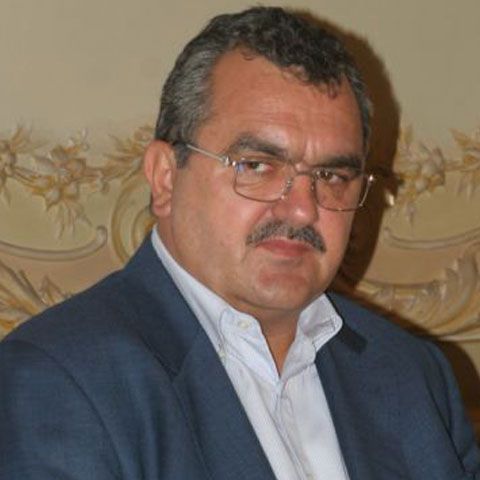 Mitrea îi replică lui Hrebenciuc: "Viorel Hrebenciuc şi-a pierdut caracterul de mult, de pe vremea când făcea carieră în Partidul Comunist"