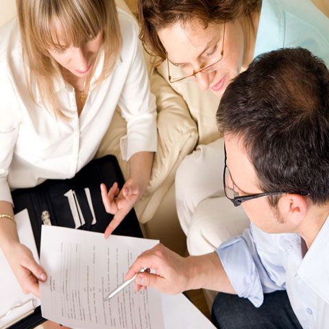 Atenţie, în anul de criză 2009 Fiscul vă calcă pragul