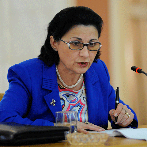 Ecaterina Andronescu: Educaţia a primit 6% din PIB, în bugetul pe 2009 