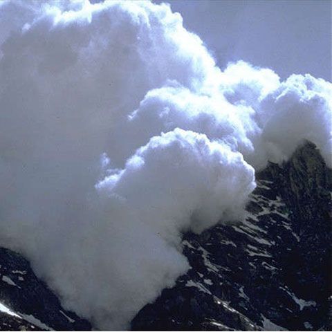 În Făgăraş este în continuare risc de avalanşă de gradul 4