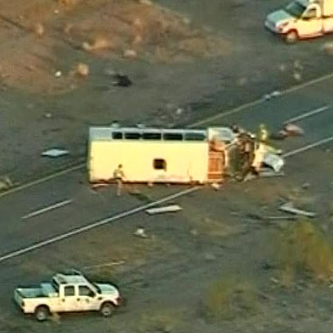 6 morţi şi 16 răniţi într-un accident petrecut lângă Barajul Hooover 