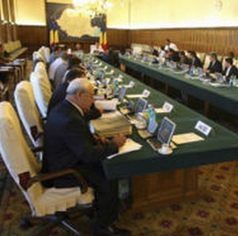 Repartizarea banilor de la bugetul de stat pe ministere