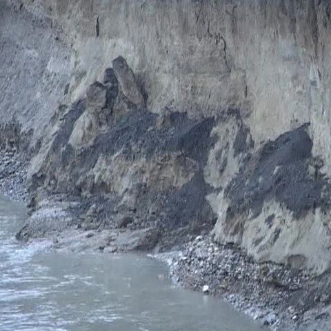 Douăzeci de familii din satul Gheboaia riscă să rămână fără case 