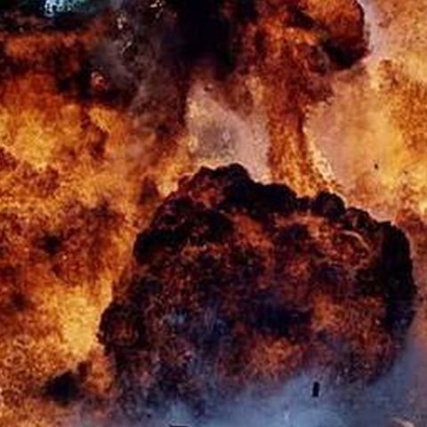 Poliţia din Irlanda de Nord a detonat controlat o bombă cu peste 130 de kilograme de explozibil