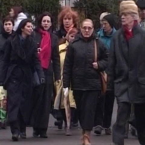 Contribuţiile de asigurări sociale au crescut de duminică, cu 3,8%