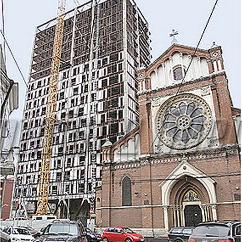 "Cathedral Plaza", în stand-by