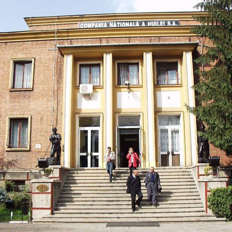 Clasamentul datorinicilor la stat: Compania Naţională a Huilei trebuie să înapoieze statului 1,3 miliarde de euro
