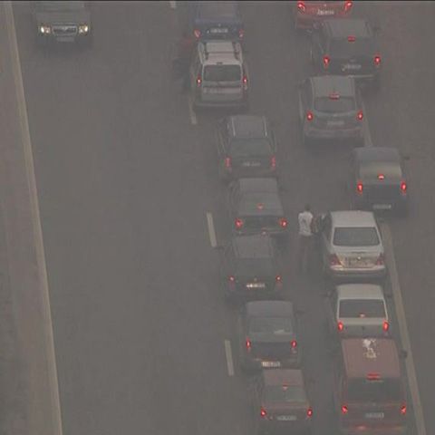 Circulaţia este blocată pe DN1, la ieşirea din Româneşti spre Bucureşti 