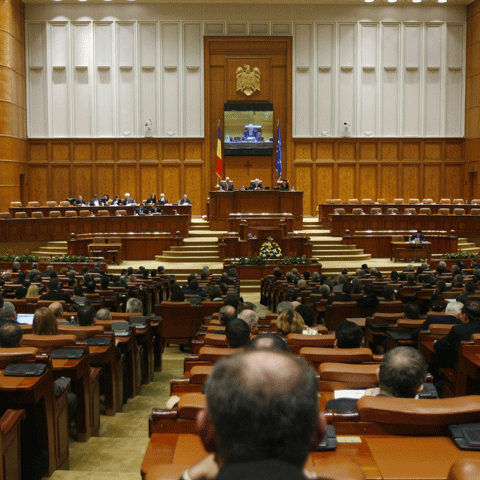 Dezbatere Realitatea.NET: Sunteţi de acord ca Parlamentul României să fie unicameral?