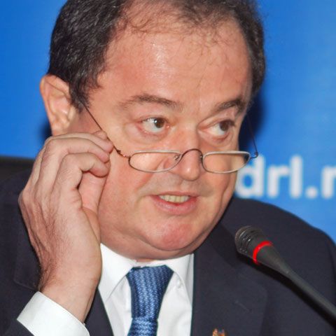 Vasile Blaga: Geoană a vrut neapărat un serviciu secret
