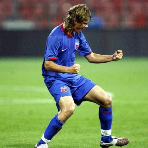 Steaua - Bicfalvi îşi doreşte de ziua lui ca echipa să câştige titlul de campionă