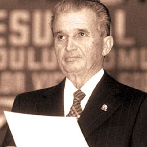 Ceauşescu a cerut rachete de la americani - Revista presei interne 