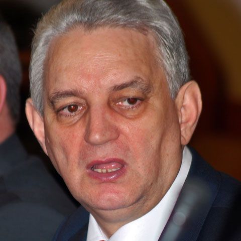 Ilie Sârbu: Se lucrează la o ordonanţă prin care unele funcţii publice să aibă durata de patru ani