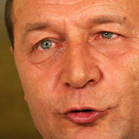 Severin îl caută din nou pe Băsescu la origini: urmaşul lui Ginghis Han