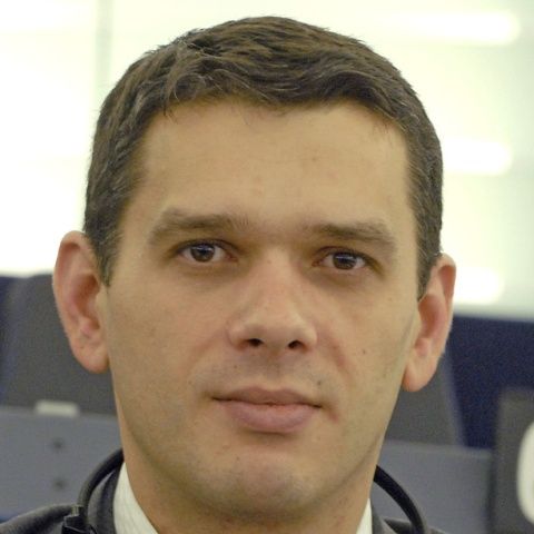 "Purtătorul de pumni" Rareş Niculescu, la Realitatea FM: "Băusem, dar fără să exagerez"