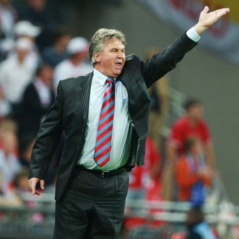 Chelsea a primit acceptul Federaţiei Ruse de Fotbal să-l aducă antrenor pe Hiddink 