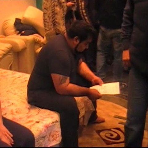 Tribunalul Bacău a pus în libertate patru indivizi acuzaţi de proxenetism 