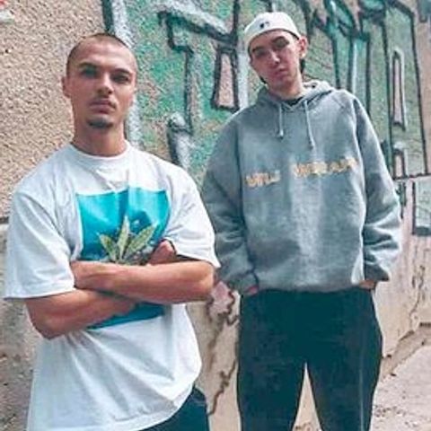 Puya câştigă pentru a doua oară în instanţă numele trupei La Familia