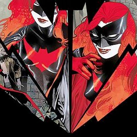 Lesbiana Batwoman, prima supereroină gay