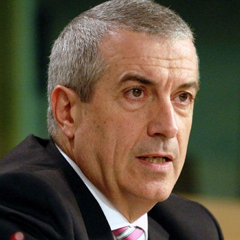 Tăriceanu: Am să fac apel la justiţie pentru "calomniile" lui Boc şi Iancu