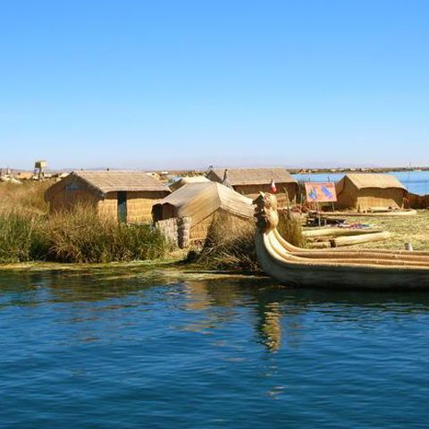 Preşedinţia peruviană a inaugurat un tribunal pe insulele de răchită 