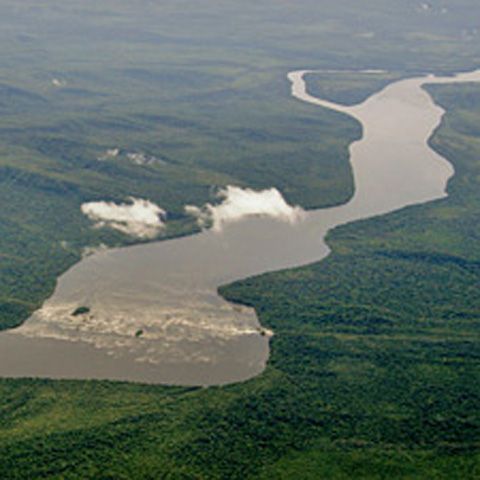 Student ucis şi mâncat de un trib amazonian