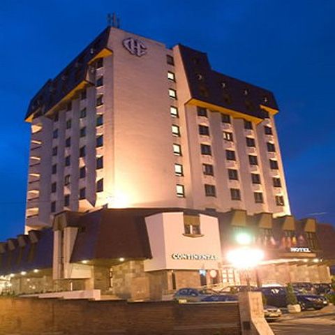 Braşovul construieşte hoteluri pe bandă rulantă