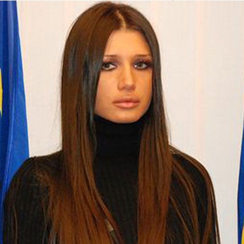 Elena Băsescu: Hrebenciuc, lasă-ne familia în pace!