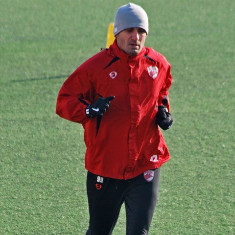 Amicale: Dinamo - FK Zeta Golubovic 6-0, FC Braşov - Şahtior Doneţk 0-1, Steaua - FC Moscova 2-1 