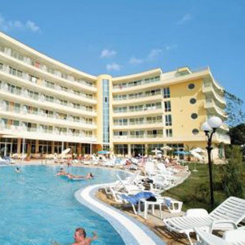 Cel puţin 100 de hoteluri din staţiunea bulgară Sunny Beach sunt de vânzare 