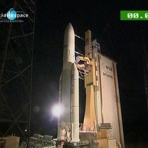 O rachetă Ariane-5 a fost lansată din Guyana Franceză cu 2 sateliţi la bord 