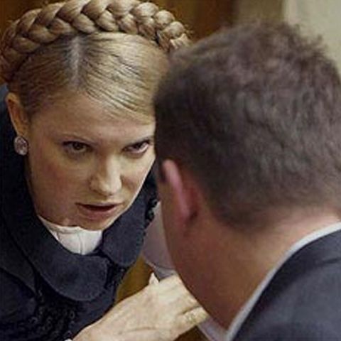 Viktor Iuşcenko o acuză de trădarea Ucrainei pe Iulia Timoşenko, in tandem cu Vladimir Putin