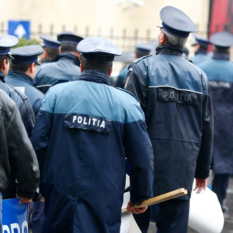 2.000 de poliţişti în plus pentru asigurarea siguranţei publice