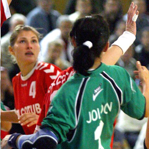 Handbal: Oţelul Galaţi s-a calificat în sferturile de finală ale Cupei Cupelor