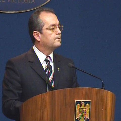 Premierul Emil Boc spune că România nu va rămâne codaşă la capitolul siguranţa cetăţeanului