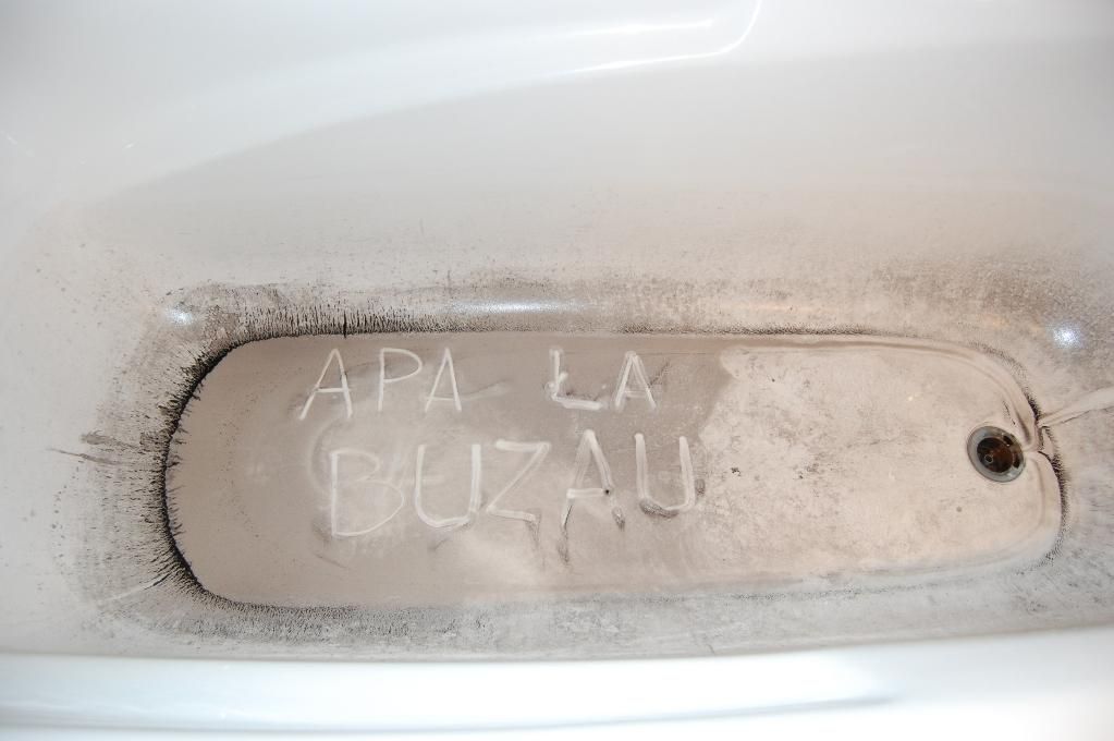 Apă ruginită la Buzău