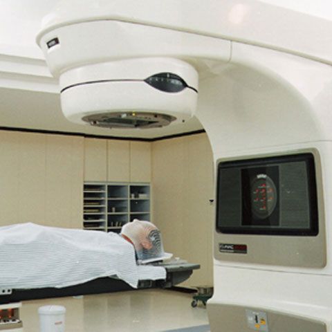 Scurgeri radioactive la Spitalul Judeţean Galaţi, de la un aparat defect pentru tratarea cancerului