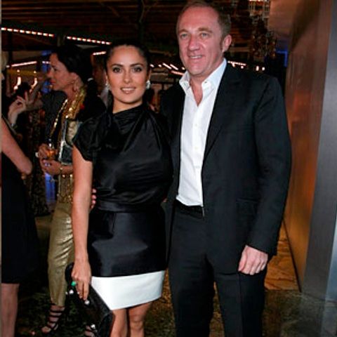 Salma Hayek s-a căsătorit de Sf. Valentin