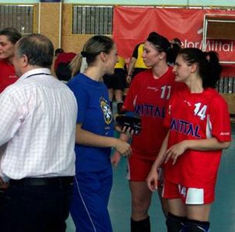 Handbal: Oţelul Galaţi va întâlni pe Larvik HC în sferturile de finală ale Cupei Cupelor