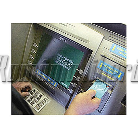 Cum ne ferim de furtul datelor de pe carduri