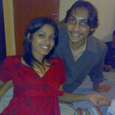 Freida Pinto a ascuns că este căsătorită - VEZI FOTO