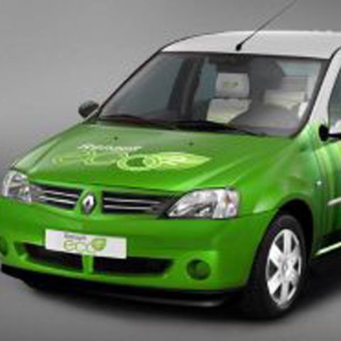 BEI acordă credite de 7 miliarde euro pentru producerea de maşini ecologice 