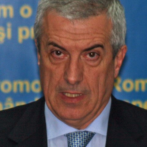 Tăriceanu: Boc este nepăsător faţă de soarta oamenilor disponibilizaţi de la Corpul de Control