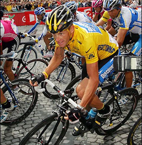 Ghinionistul Lance Armstrong! Al treilea incident în primele trei etape ale turului Californiei - VIDEO