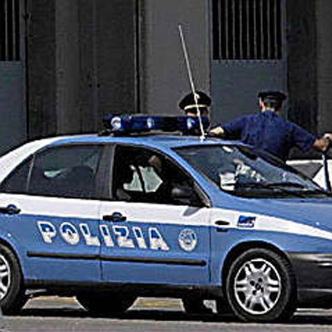 Trei adolescenţi români au fost arestaţi în Catania, Sicilia, sub acuzaţia de jaf