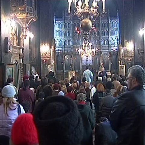 806 biserici bugetate pentru mântuirea crizei