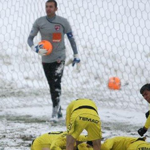 Cluburile sunt de acord cu amânarea returului din cauza vremii nefavorabile