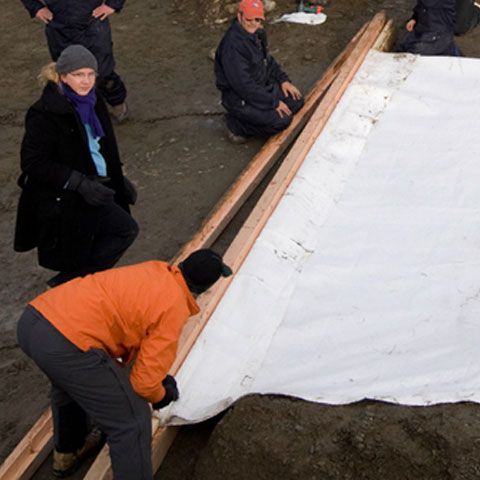 Gheţarii din Groenlanda, acoperiţi cu pături pentru a-i salva de încălzirea globală - VEZI VIDEO