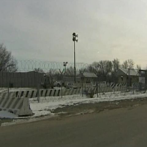 Parlamentul kîrgîz a decis închiderea bazei SUA de la Manas 