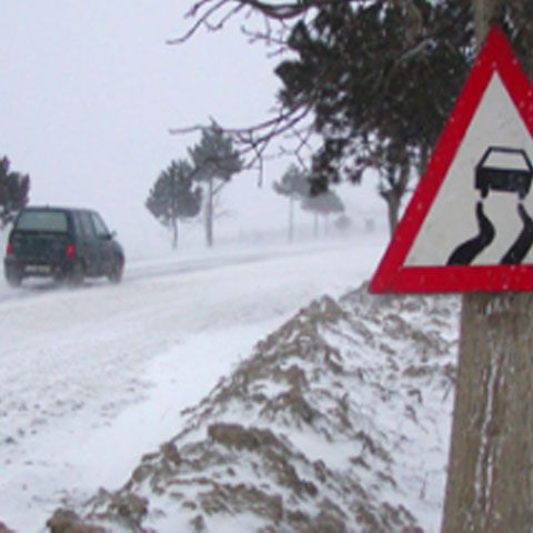 Adjunctul IPJ, şeful Poliţiei Rutiere şi cel de la Drumuri Naţionale din jud. Vrancea au demisionat